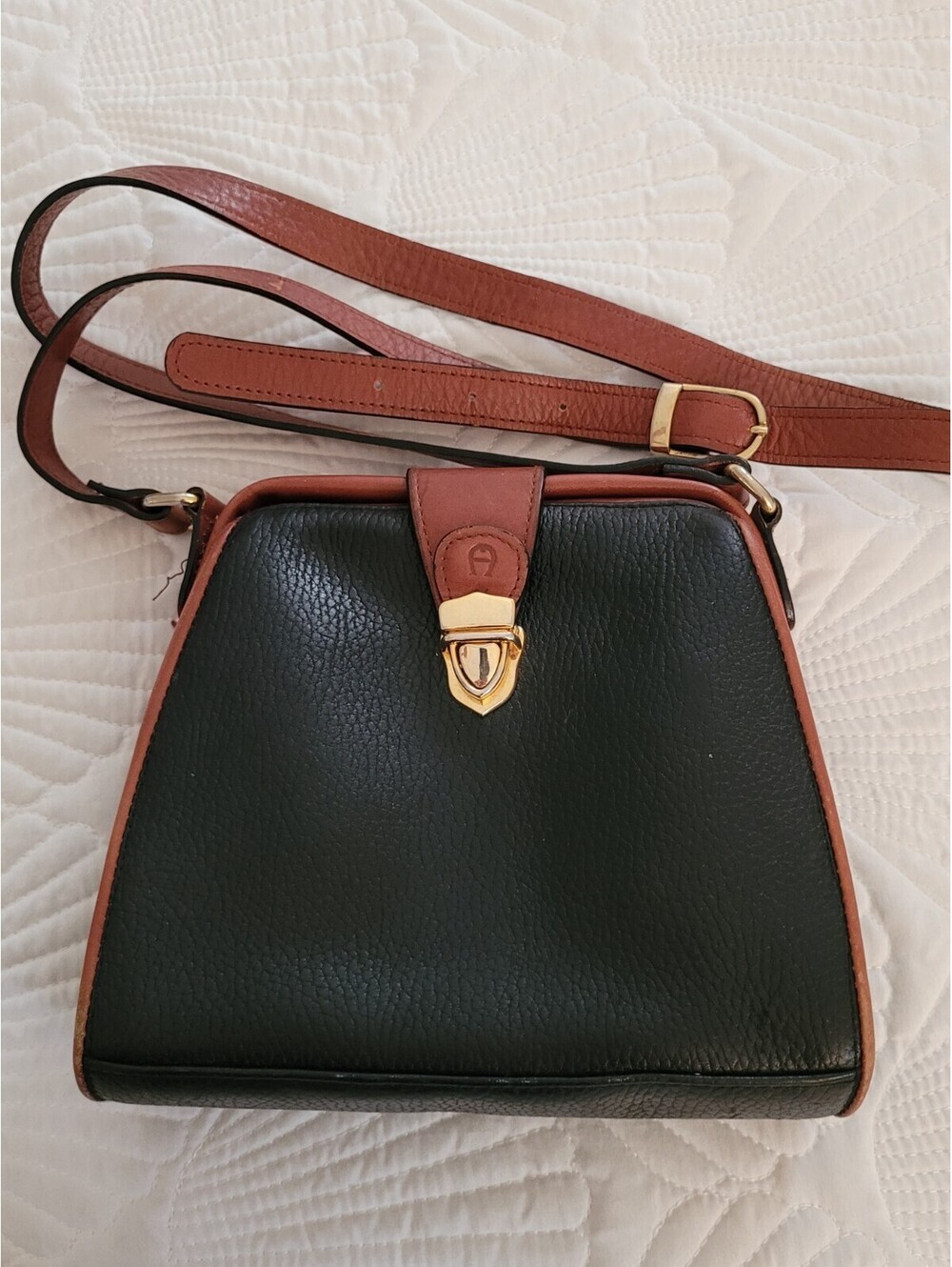 VTG Etienne Aigner Black Pebble Leather Structured Frame Satchel Crossbody Purse - Picture 5 of 9